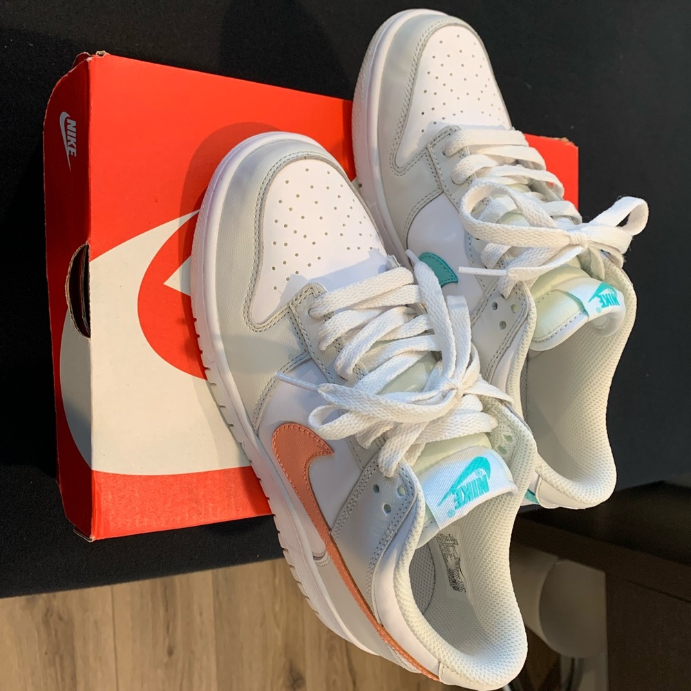 Nike Dunks